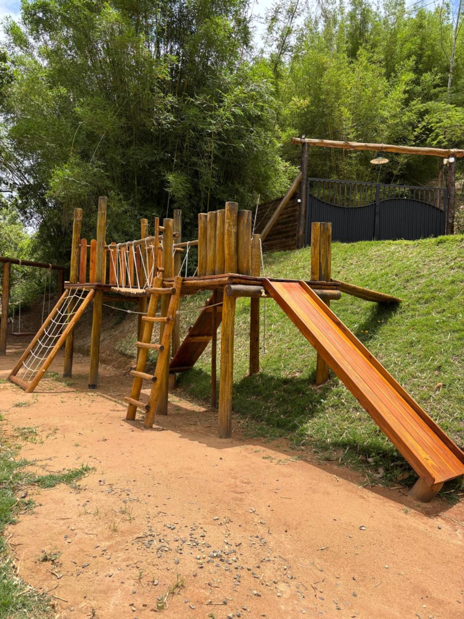 Casa Di Pedra Com Linda Vista Para Natureza - מיגל פריירה מראה חיצוני תמונה